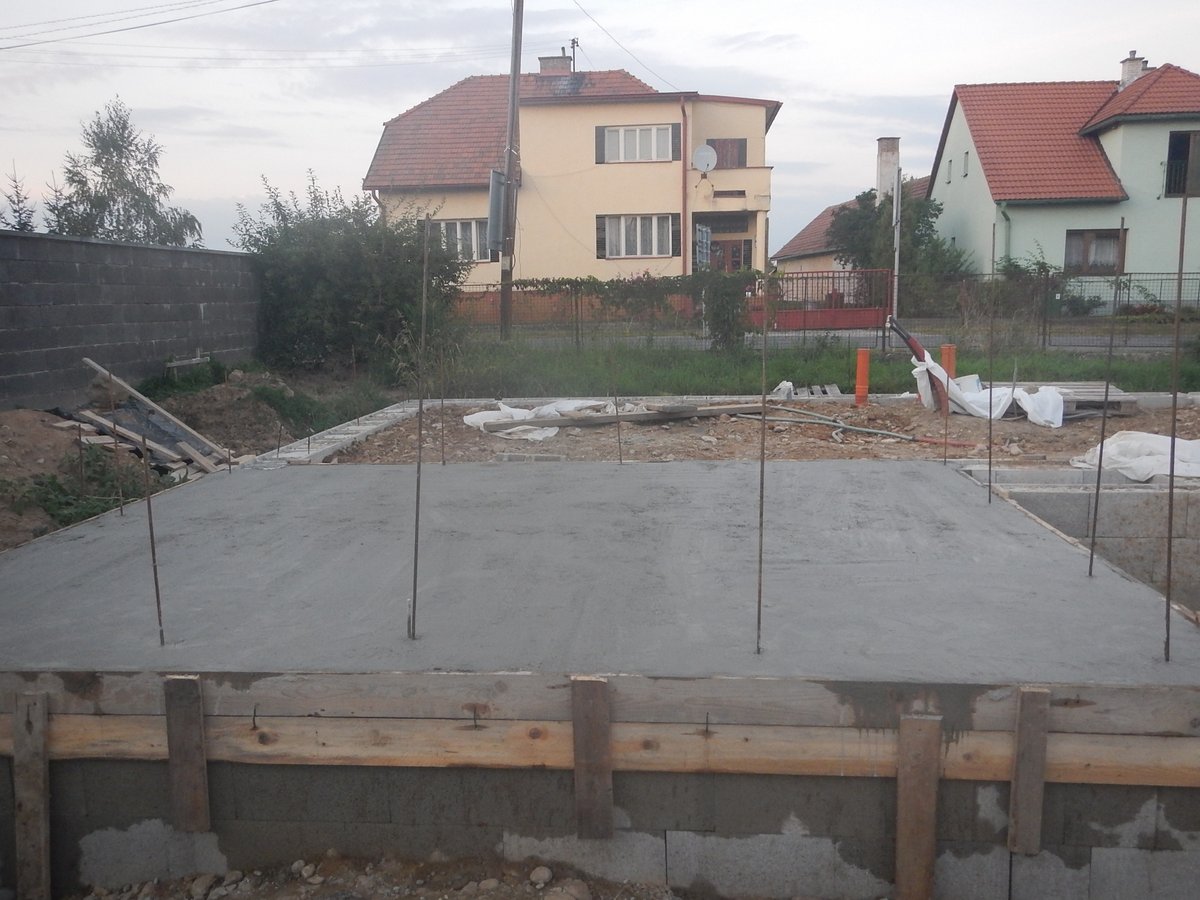 betonovy strop nadbeton